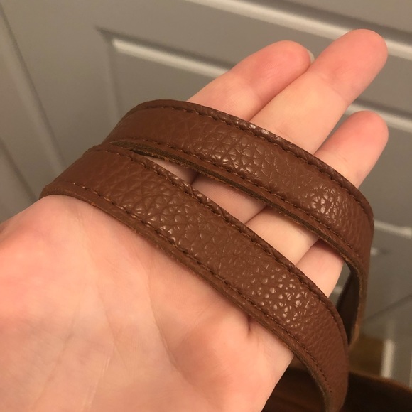 💖 BRAND NEW Vince Camuto Luck Pebble vegan leather bag! Brown with black stripe - Picture 7 of 8